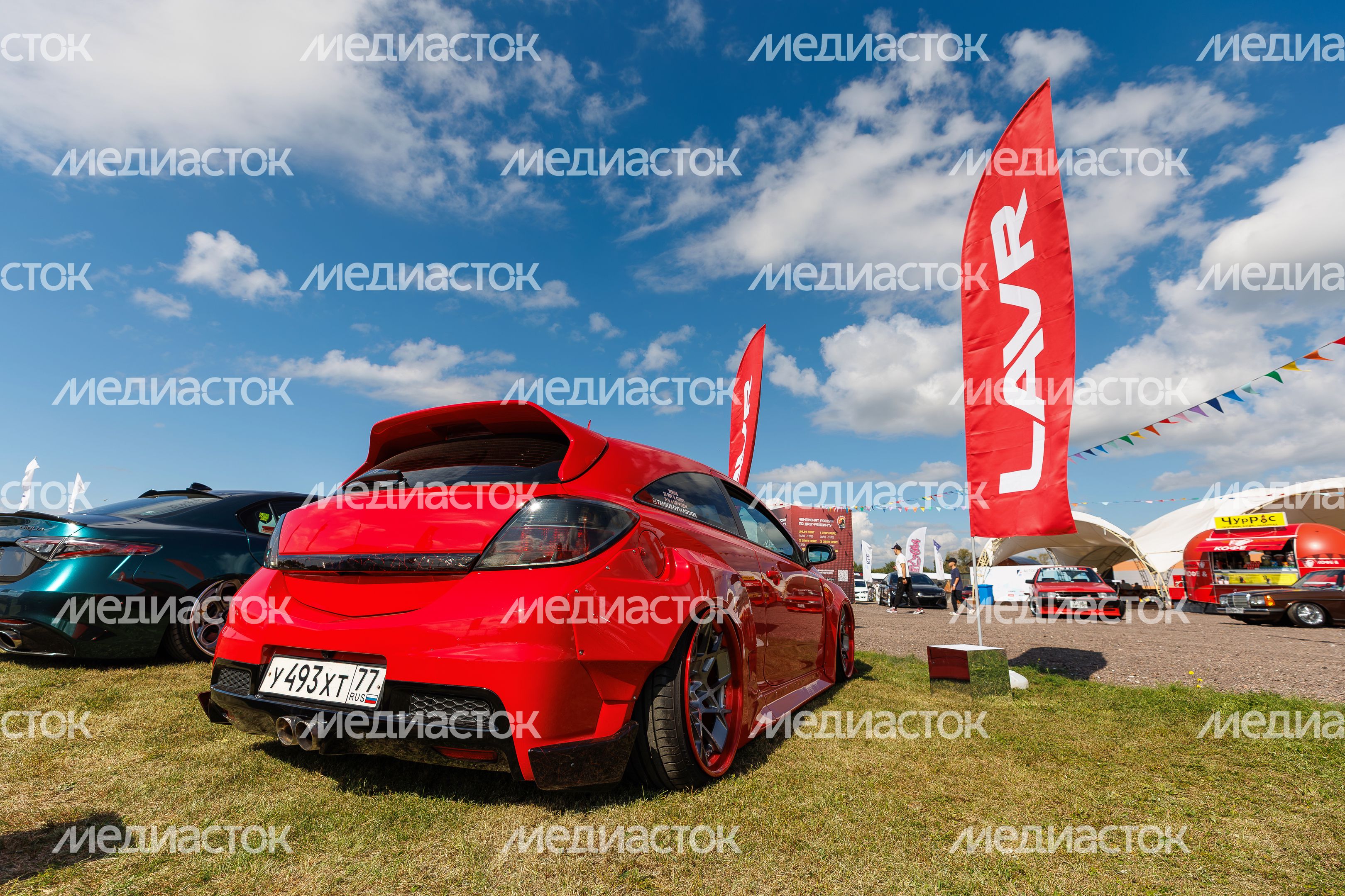 На Sueta Car Fest выбрали лучшие автомобили по тюнингу и автозвуку На Sueta Car Fest выбрали лучшие автомобили по тюнингу и автозвуку