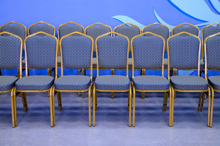 Холл Дома культуры поселка Лоза Сергиево-Посадского округа после капремонта