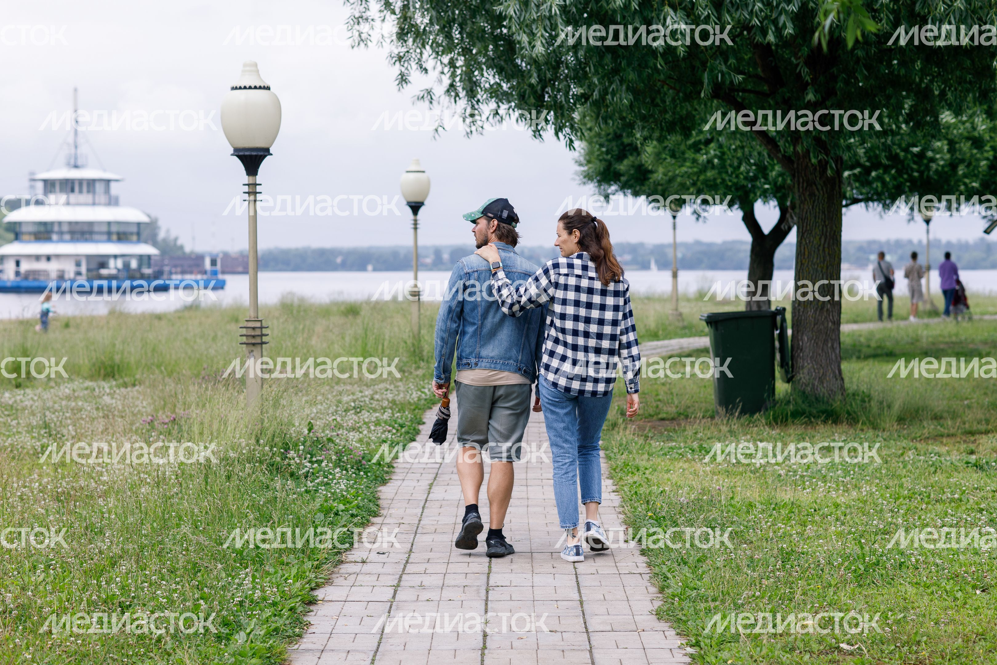 Пляж в селе Троицкое