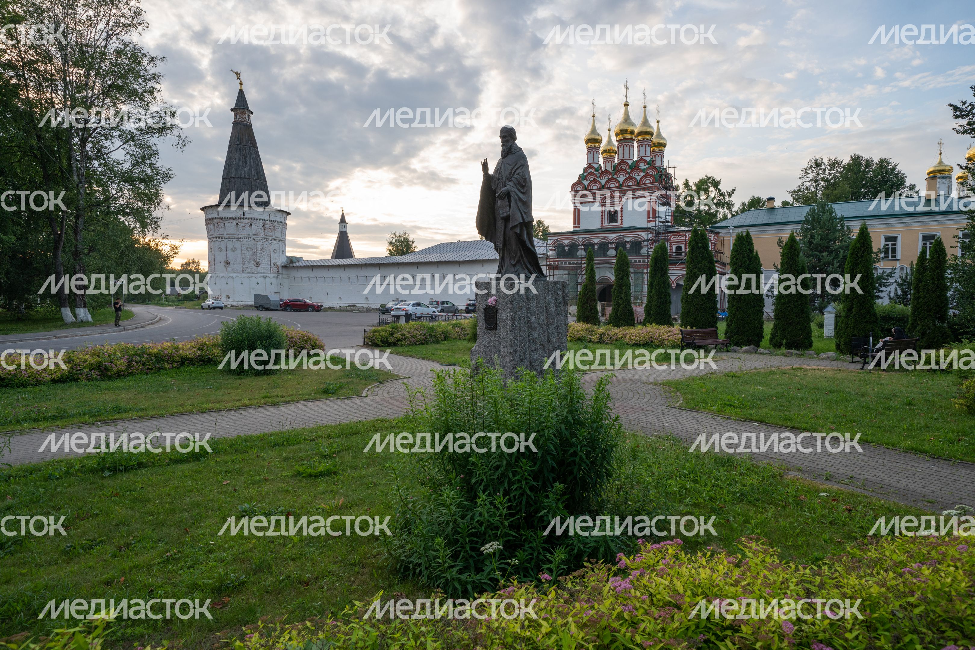 Иосифо-Волоцкий Монастырь Иосифо-Волоцкий Монастырь