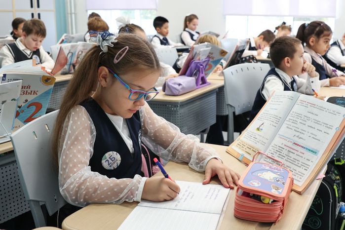 В Химках по президентской программе модернизировали одну из старейших в городе школ