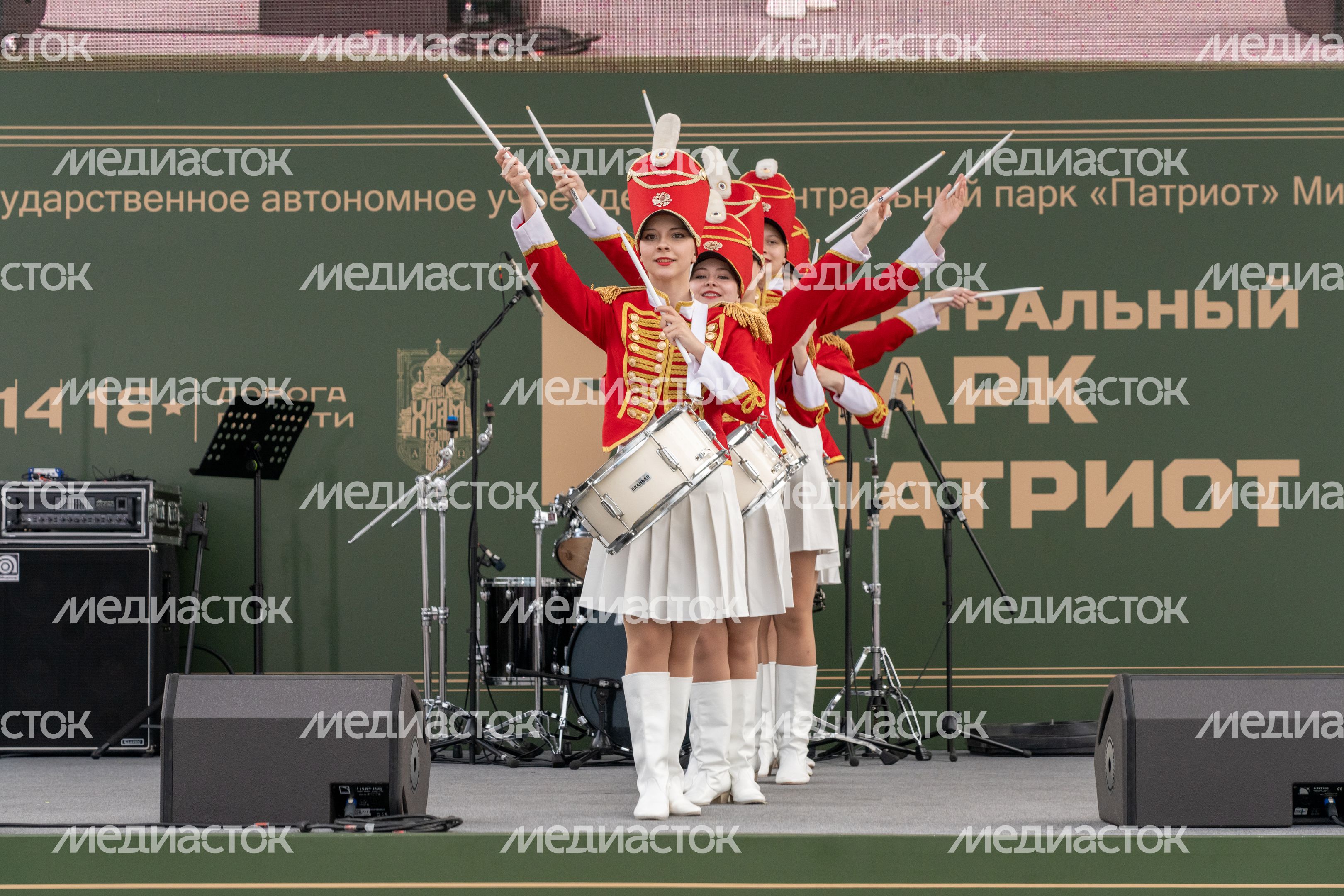 Концерт для участников проекта «Проведи один день с полицией Подмосковья» в Центральном парке «Патриот» Концерт для участников проекта «Проведи один день с полицией Подмосковья» в Центральном парке «Патриот»