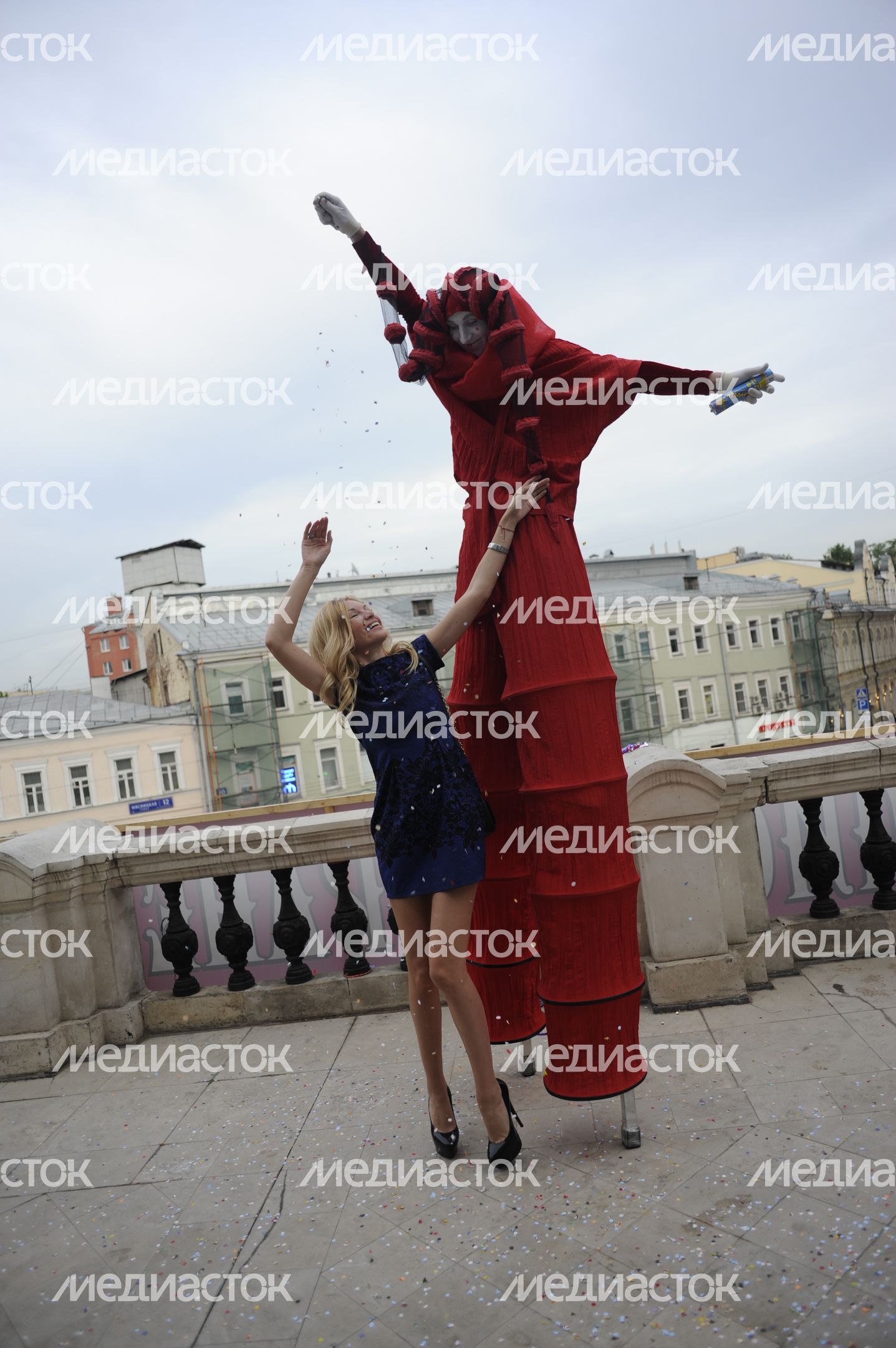 Выставка-иллюзия «Алиса в стране чудес»