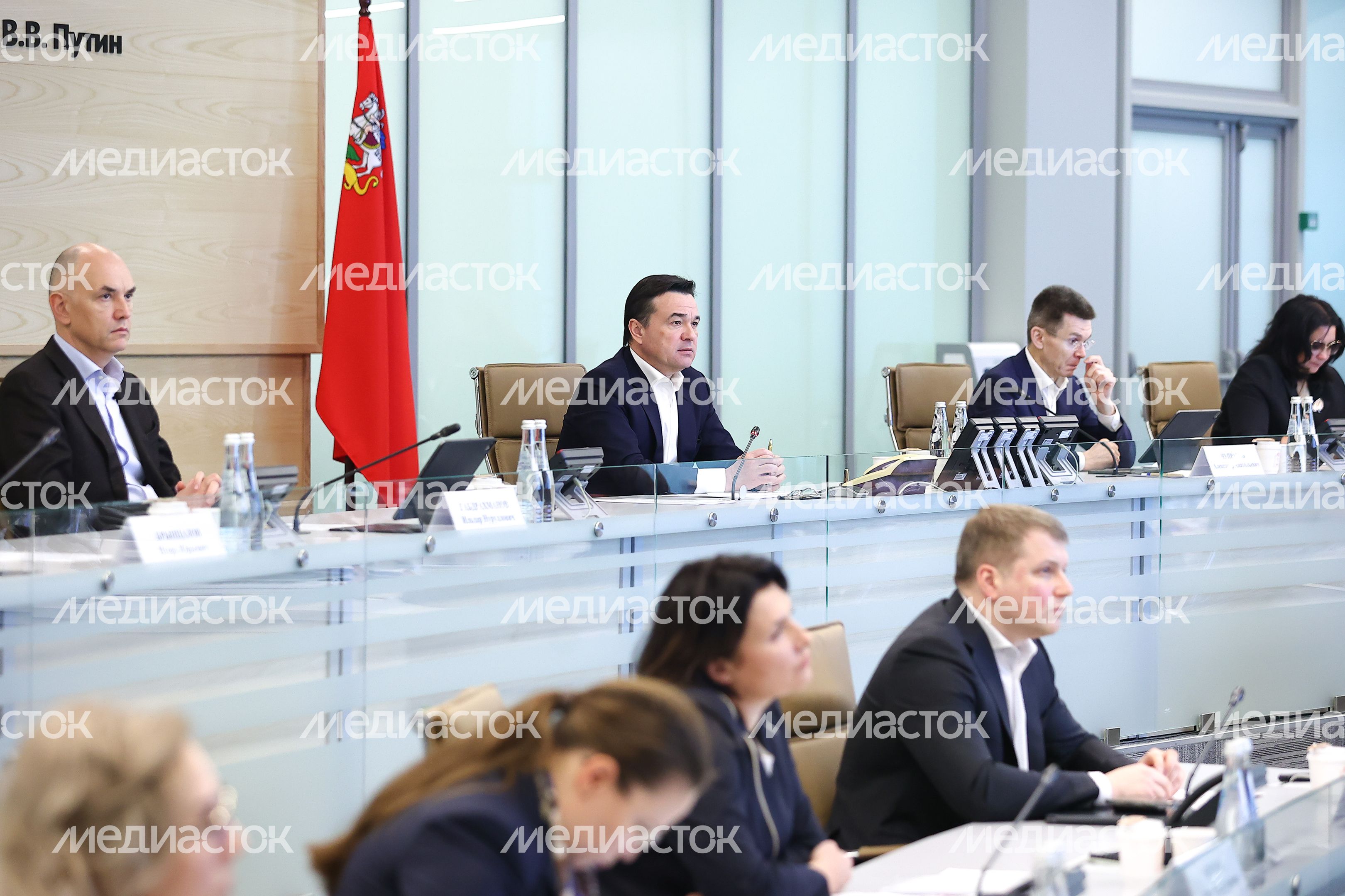 Еженедельное совещание губернатора с областным правительством