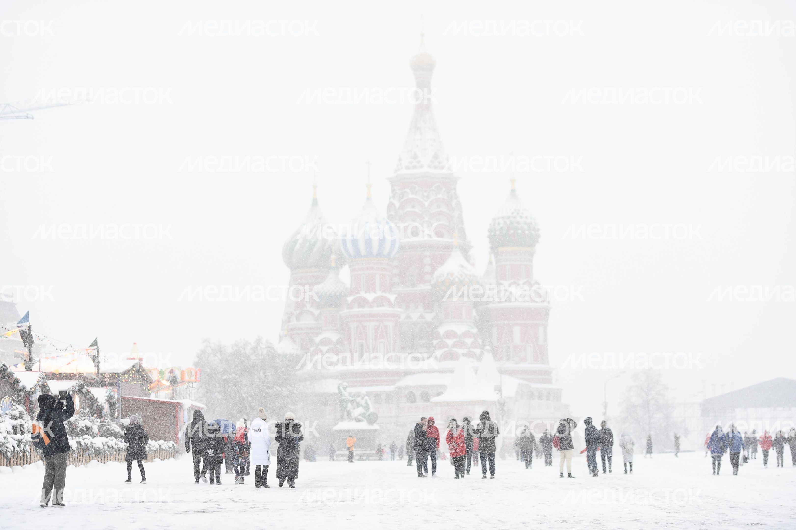 Рекордный снегопад в Москве и Подмосковье