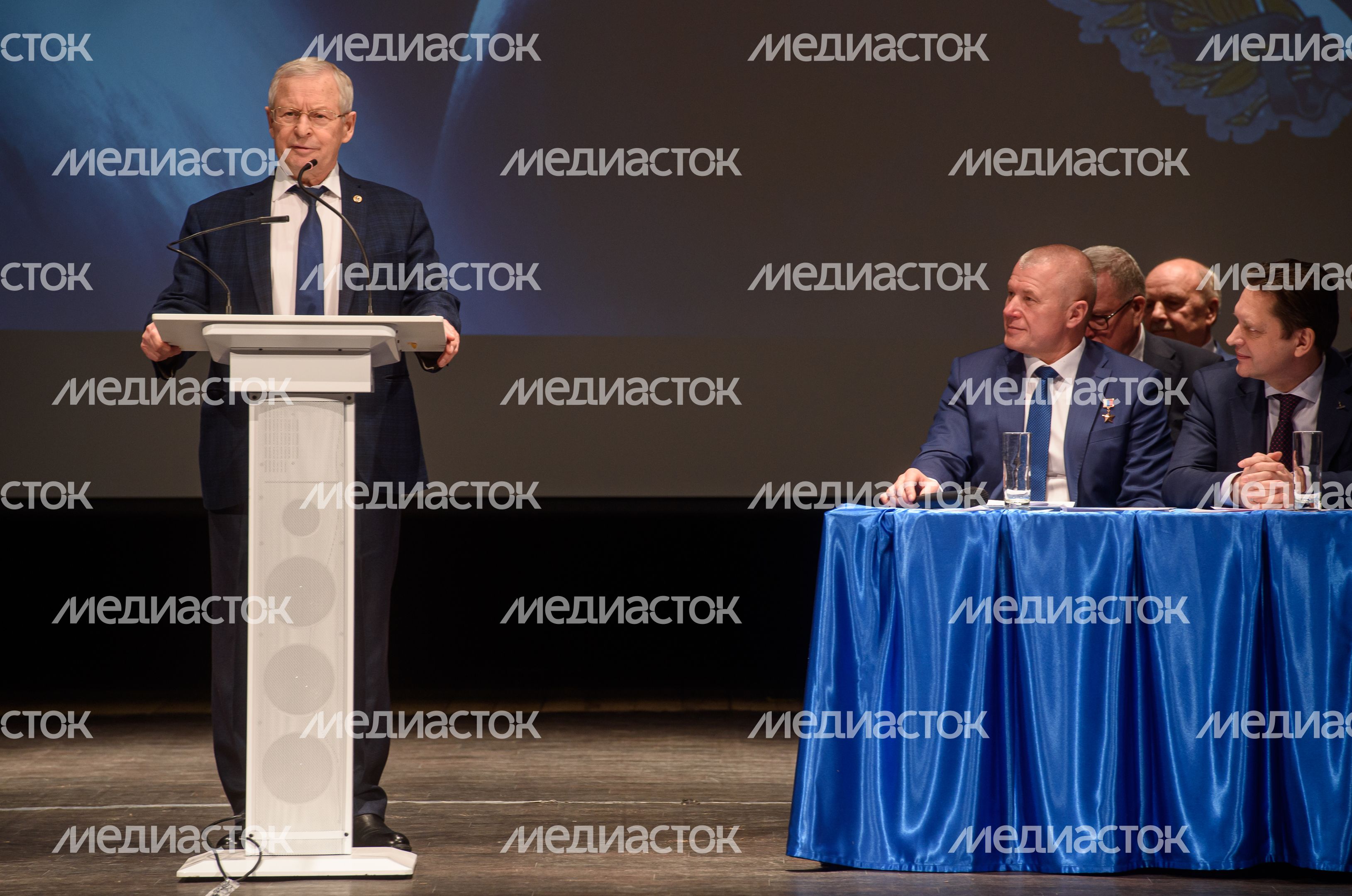 Торжественная встреча космонавтов и астронавтов 67-й длительной экспедиции на МКС