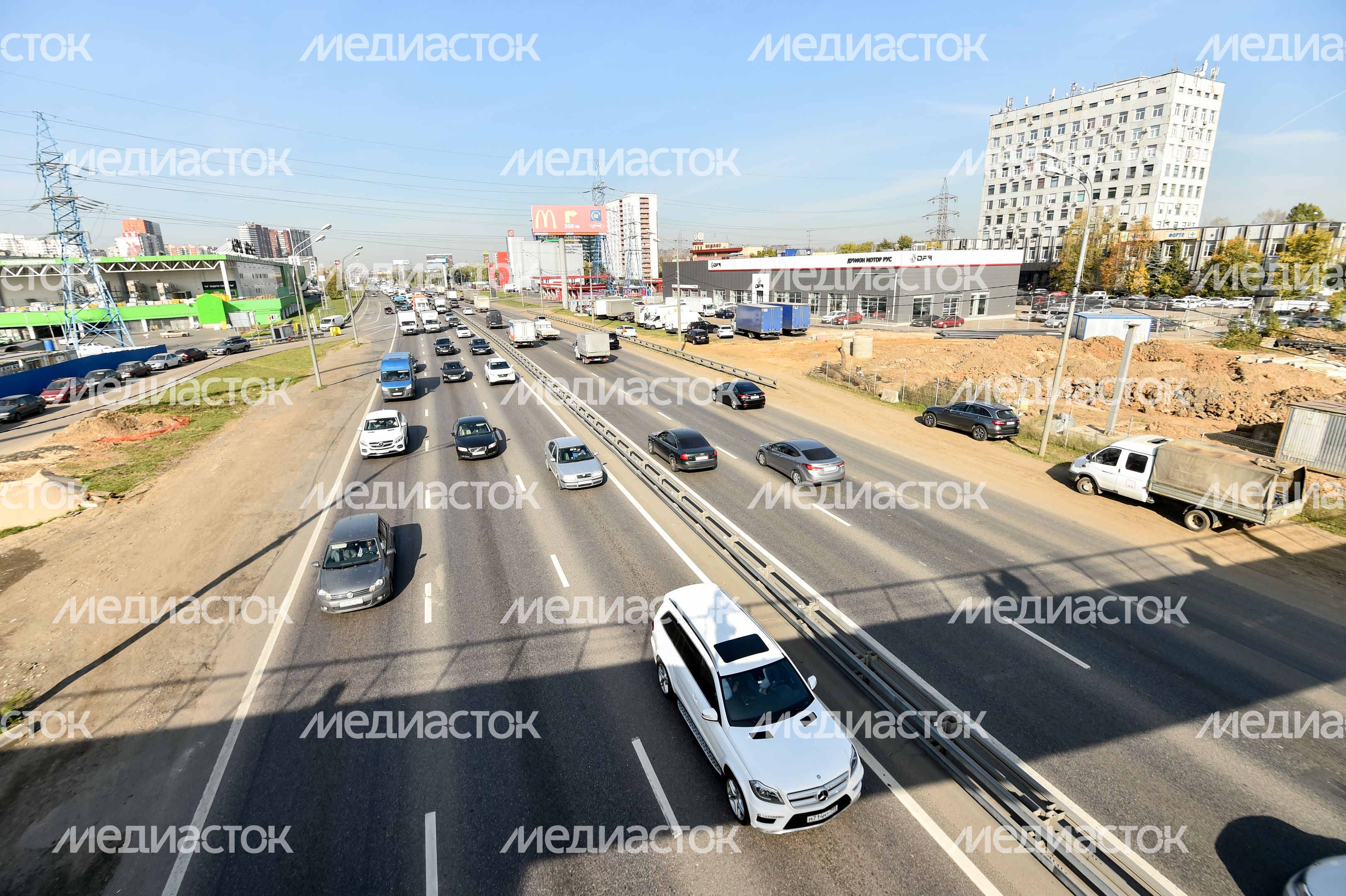 Надвижка арочного пролета на развязке Ленинградского шоссе в Химках