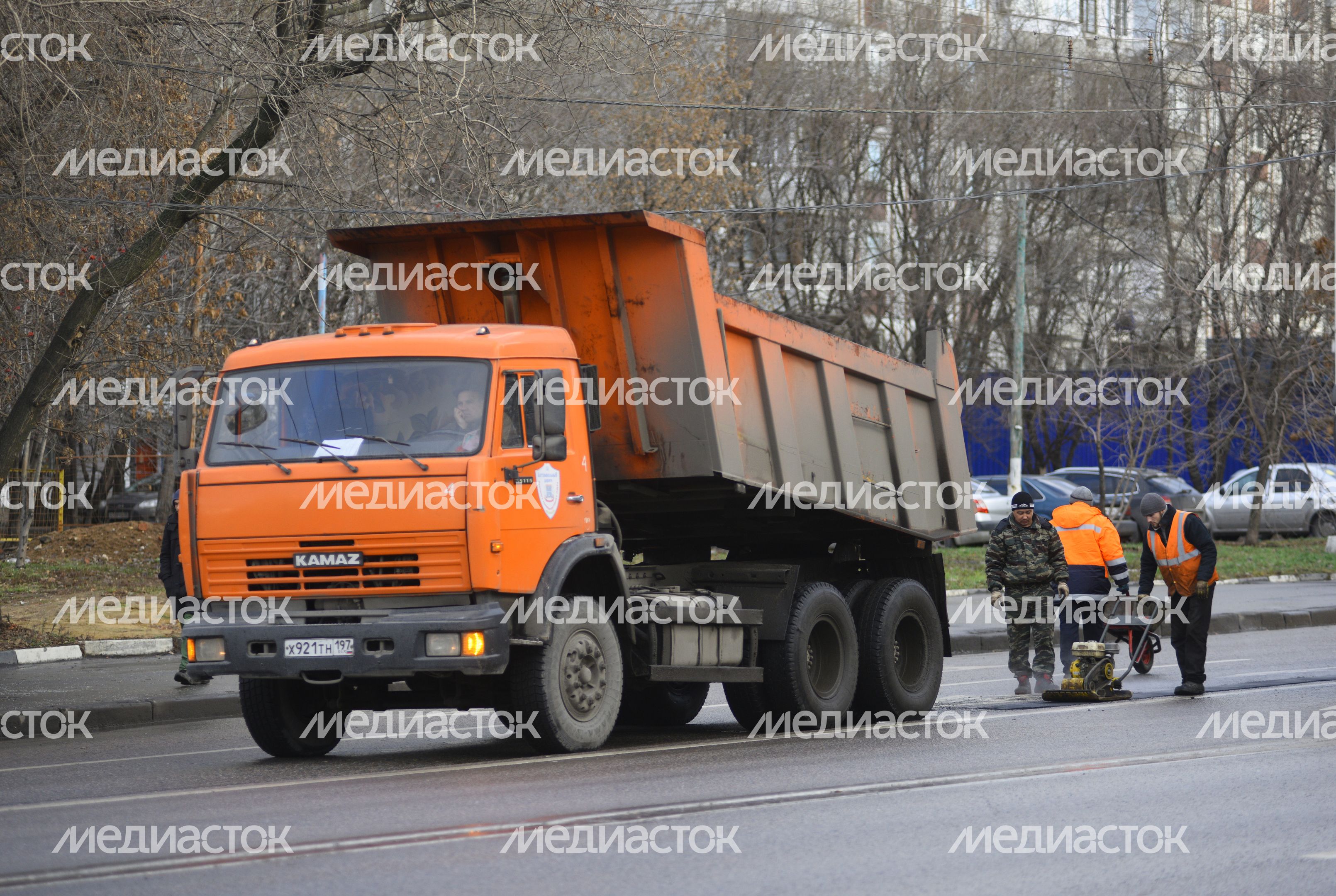 Ремонт дорожного полотна на Хорошевском шоссе