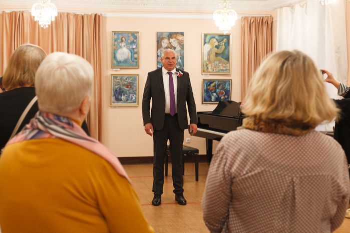 Дзержинский. МАУК «Культурно-эстетический центр». Выставки