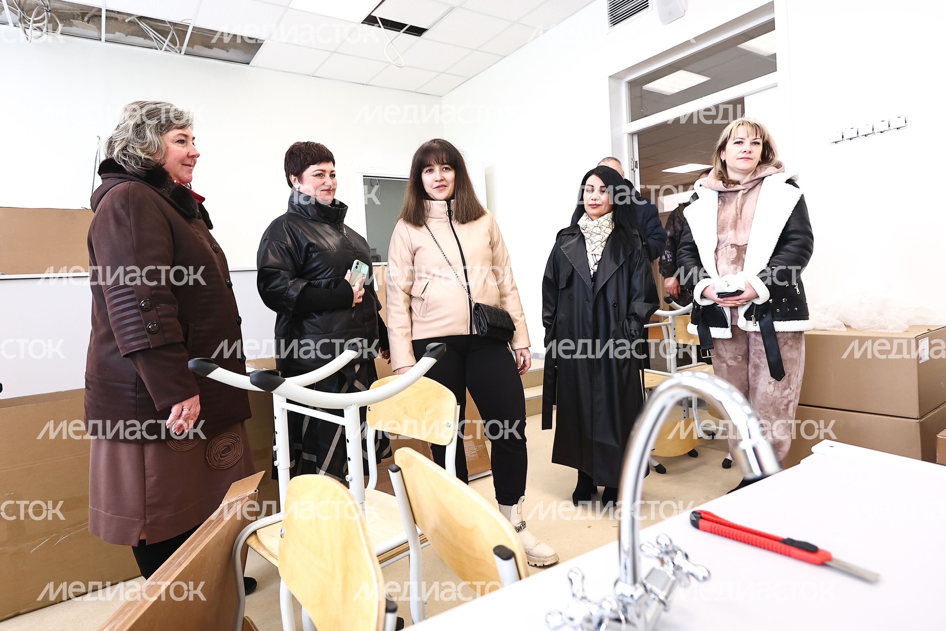 Проверка хода строительства школы в Тучкове Губернатором Подмосковья