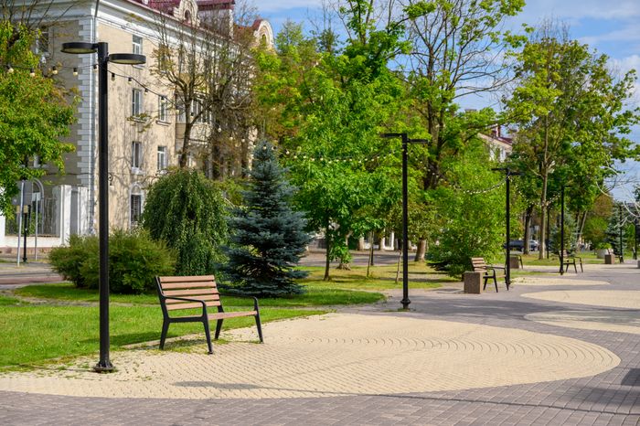 Центральная аллея на проспекте Ленина в Электростали после благоустройства