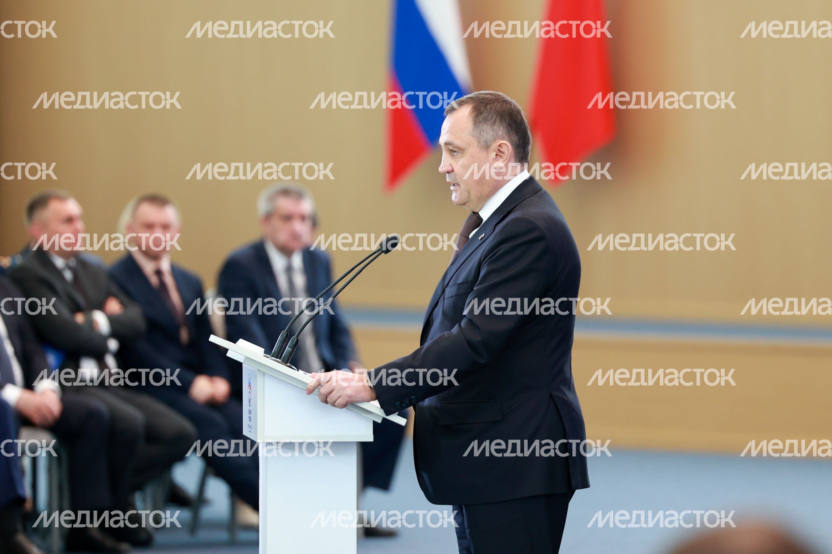 На форуме выступил председатель Мособлдумы, секретарь подмосковной "Единой России" Игорь Брынцалов На форуме выступил председатель Мособлдумы, секретарь подмосковной "Единой России" Игорь Брынцалов
