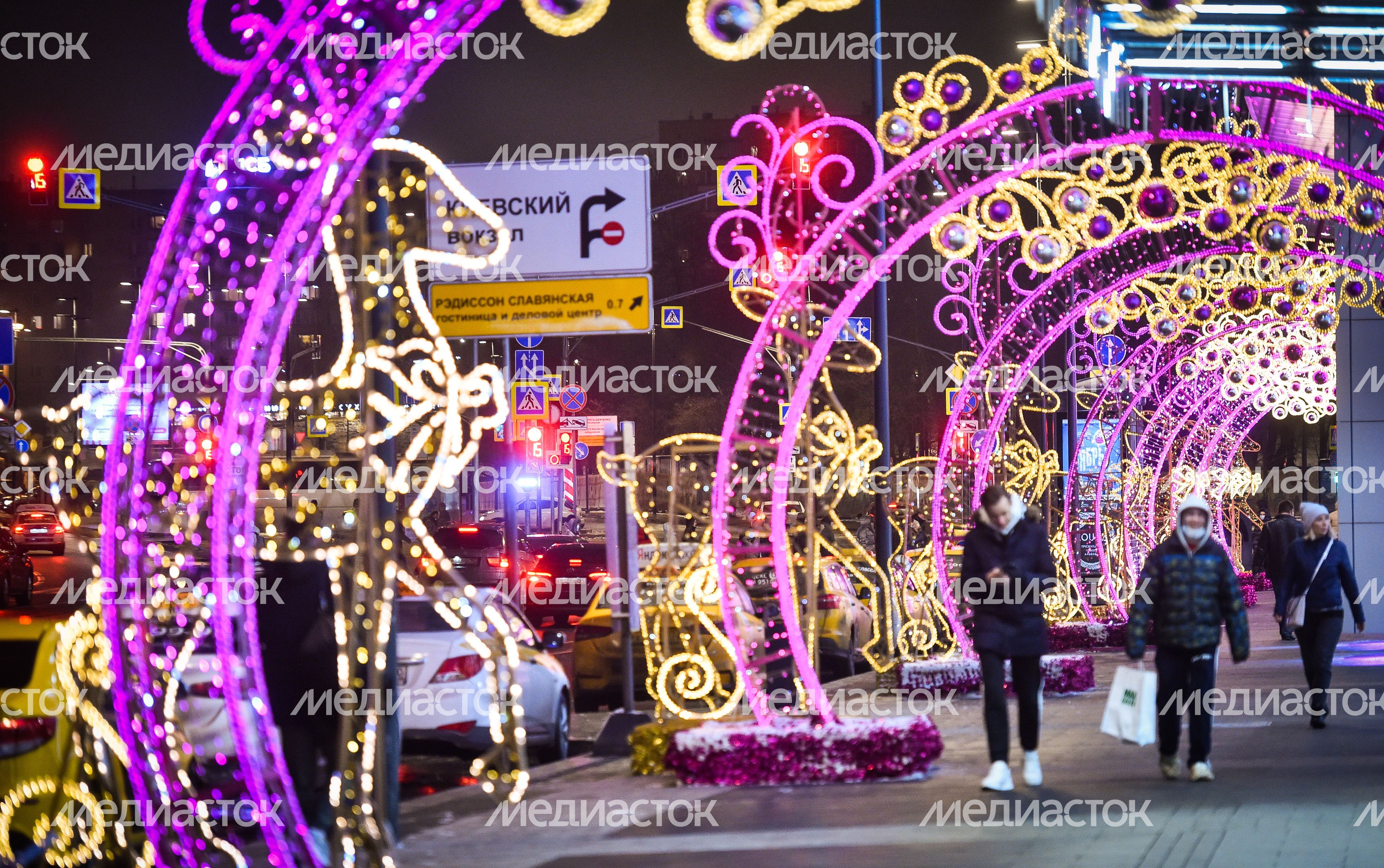 Новогодняя иллюминация в Москве