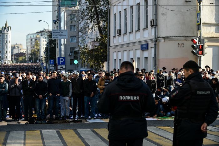 Общая утренняя молитва по случаю праздника Курбан- Байрам( Ид Ал Адха)