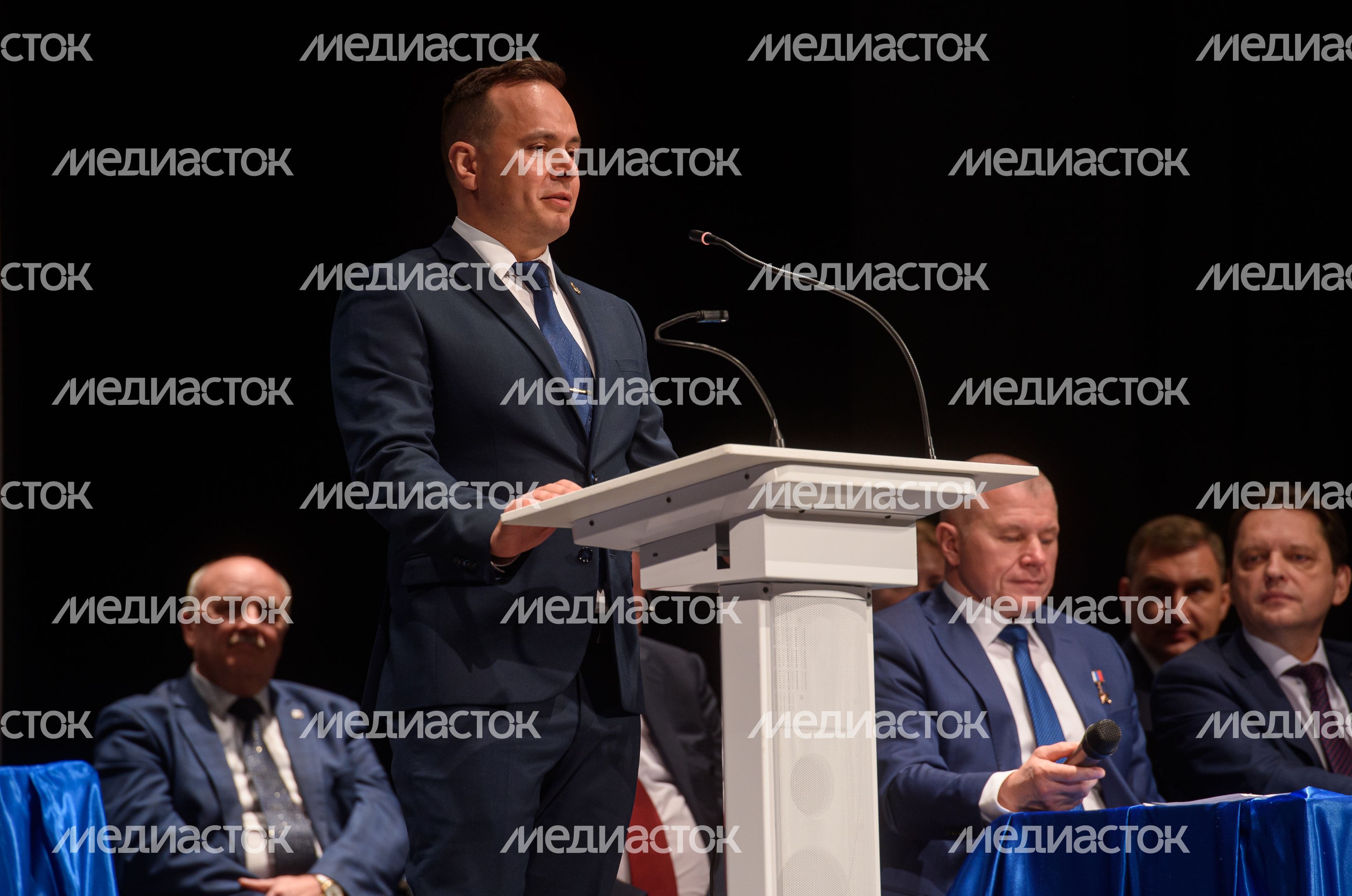 Торжественная встреча космонавтов и астронавтов 67-й длительной экспедиции на МКС
