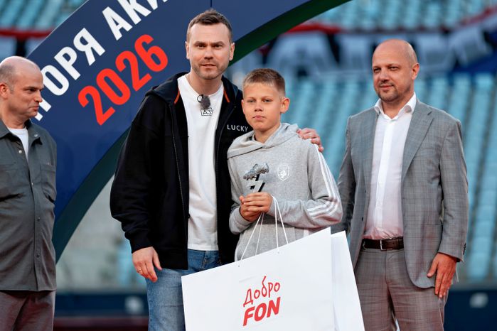 Игорь Акинфеев и Дмитрий Абаренов наградили лучшего бомбардира Кубка Акинфеева из команды «Родина»