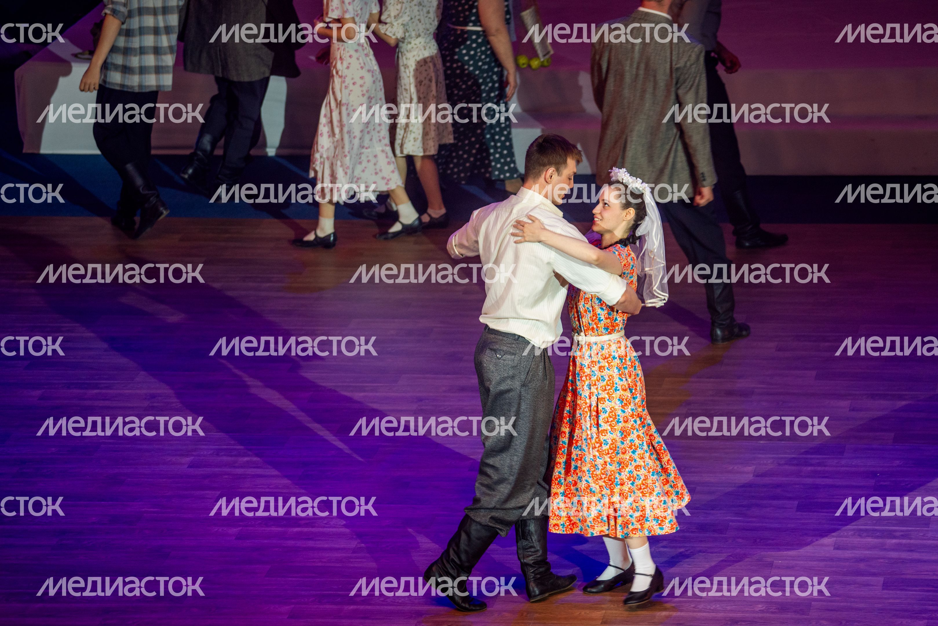 Спектакль «Нашим землякам посвящается...» ко Дню Победы в поселке Большевик округа Серпухов Спектакль «Нашим землякам посвящается...» ко Дню Победы в поселке Большевик округа Серпухов