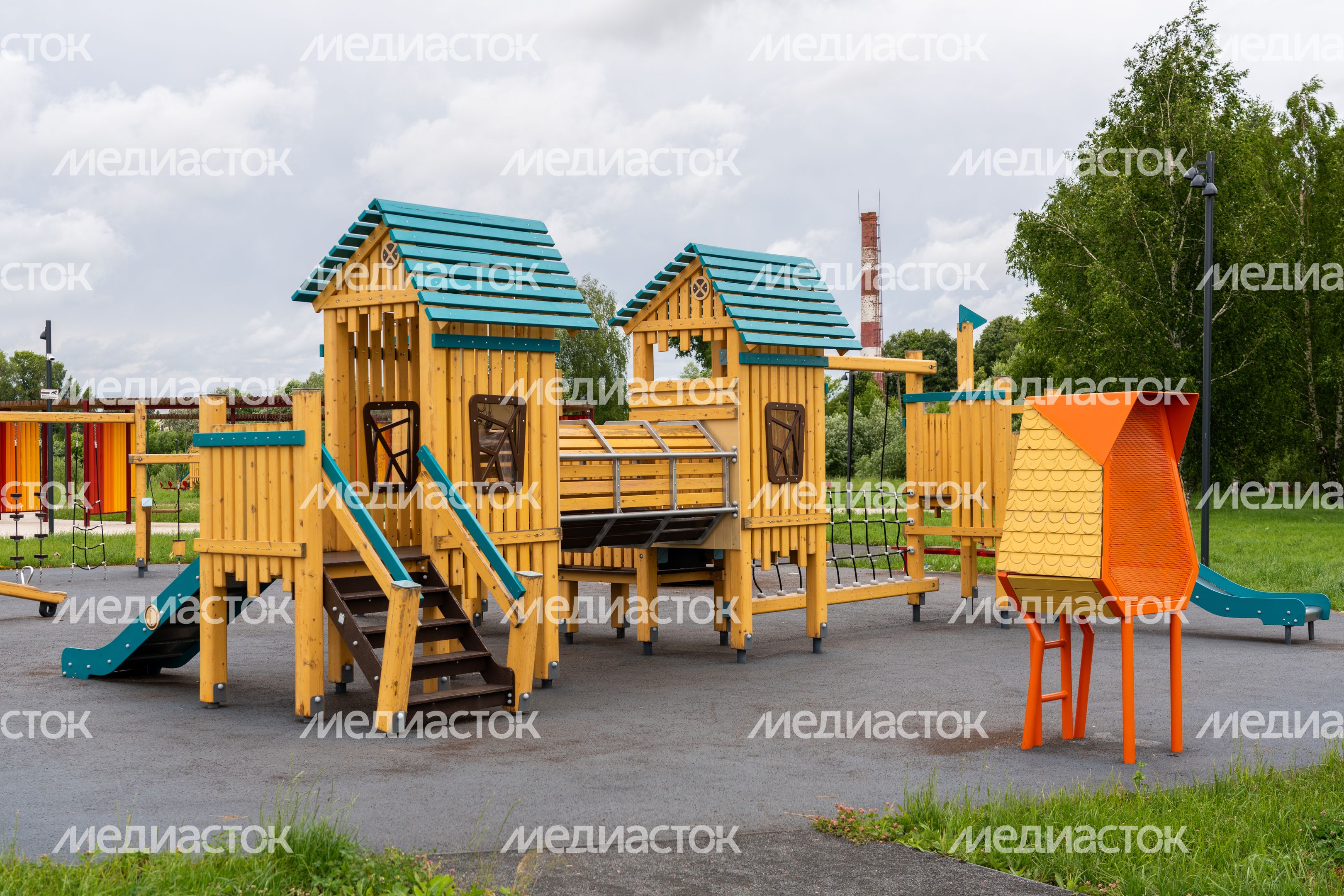 Благоустройство набережной парка «Красный ручей» в Лотошино