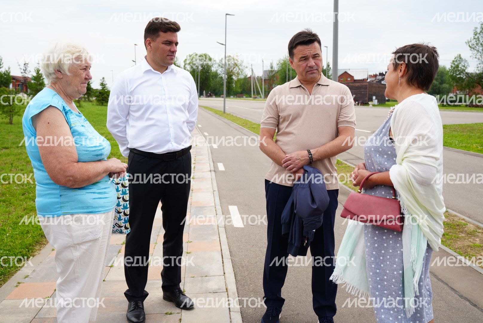 Встреча Губернатора Подмосковья с посетителями парка «Ривьера» в Можайске