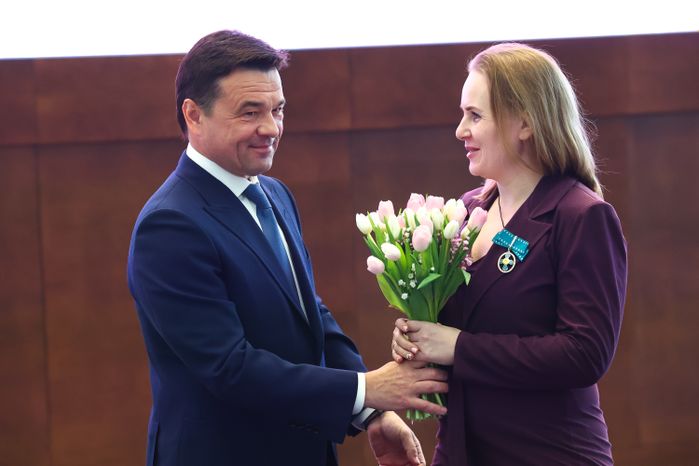 Поздравление Губернатором Подмосковья жительниц региона с Международным женским днем