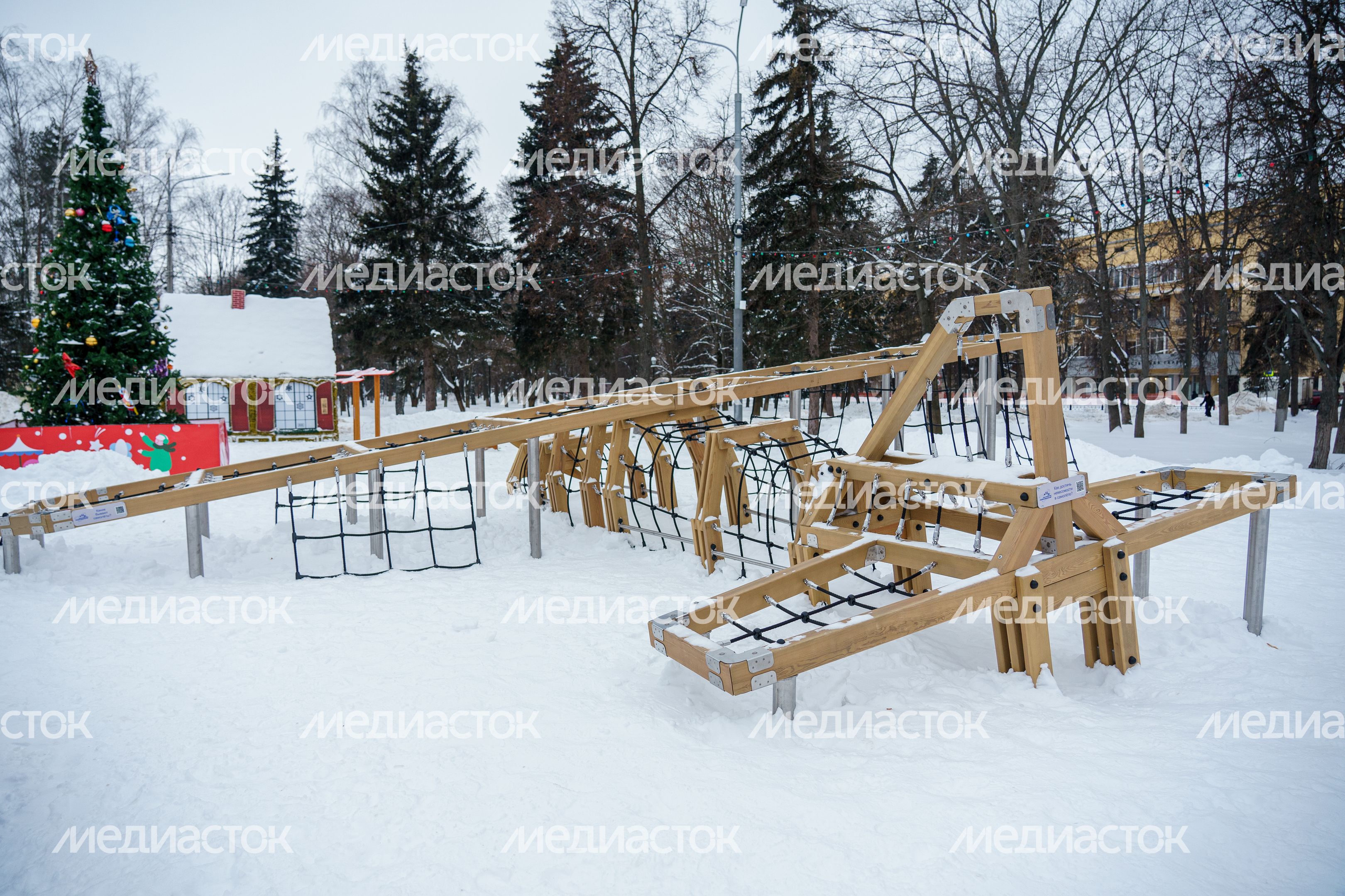 В Жуковском появилась первая в Подмосковье научная детская площадка В Жуковском появилась первая в Подмосковье научная детская площадка