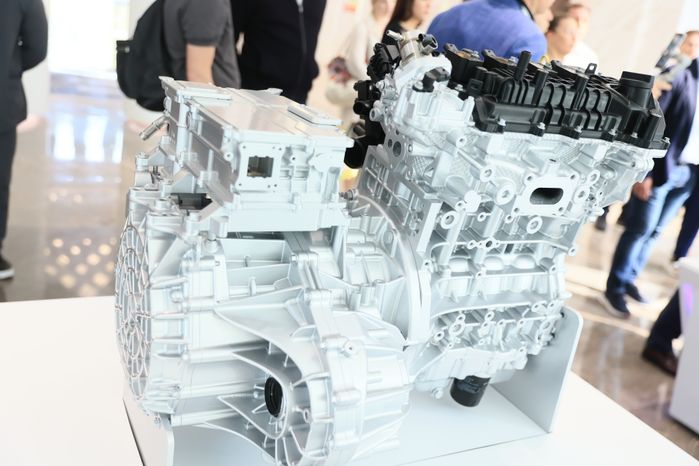Посещение автозавода Changan Automobile Group в Китае Губернатором Подмосковья