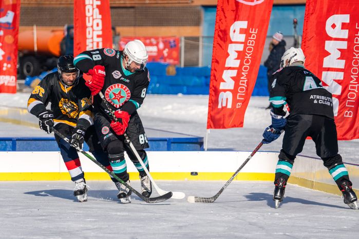 Турнир по уличному хоккею POND HOCKEY в Красногорске