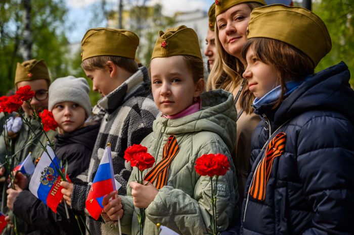 Торжественная церемония зажжения Вечного огня в Королеве