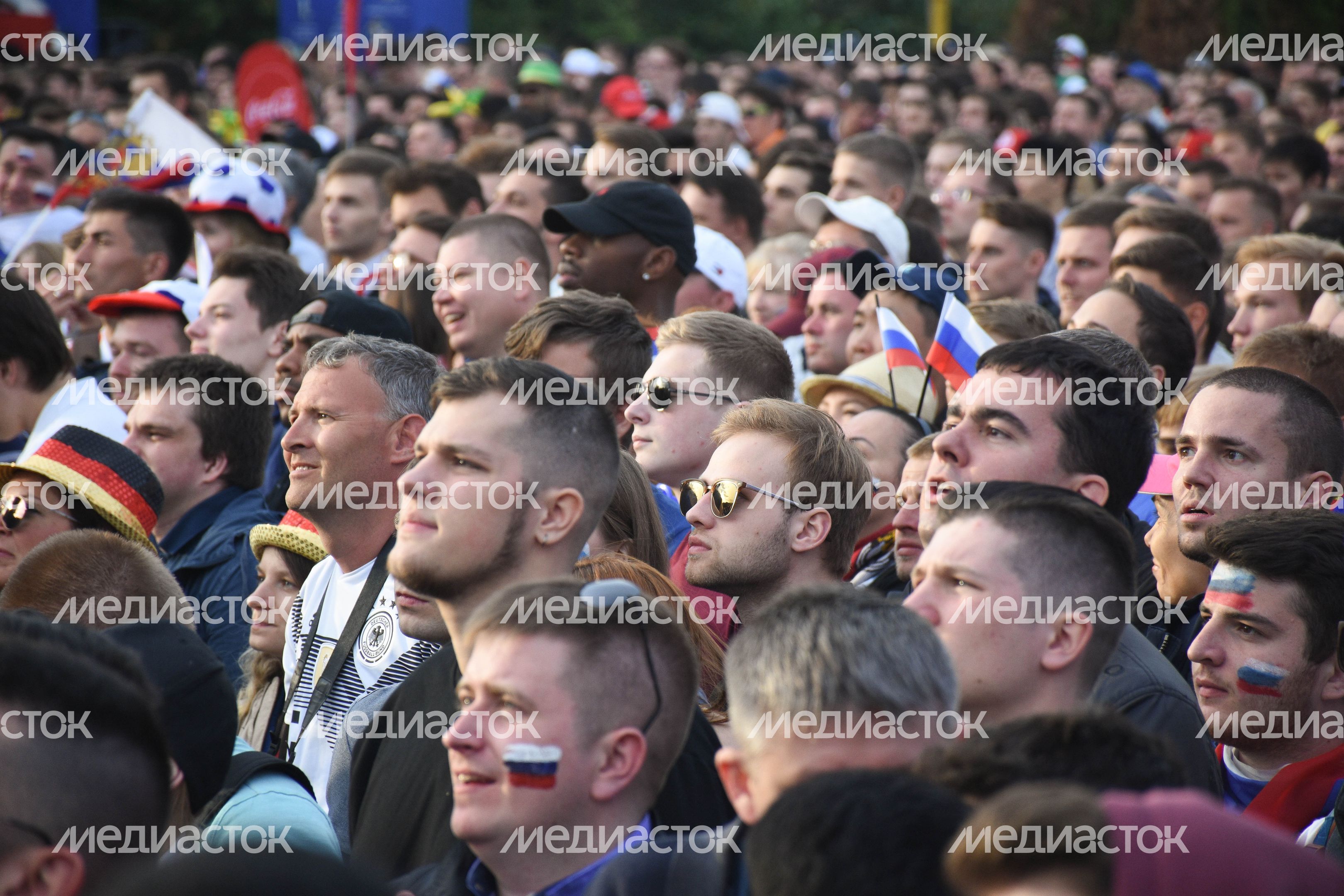 Открытие Чемпионата мира по футболу в Москве на Воробьёвых горах