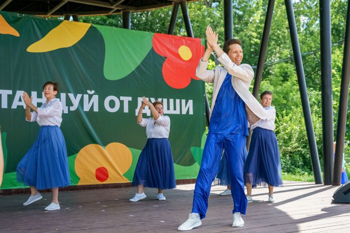 Областной фестиваль «Танцуй от души» для участников проекта "Активное долголетие"