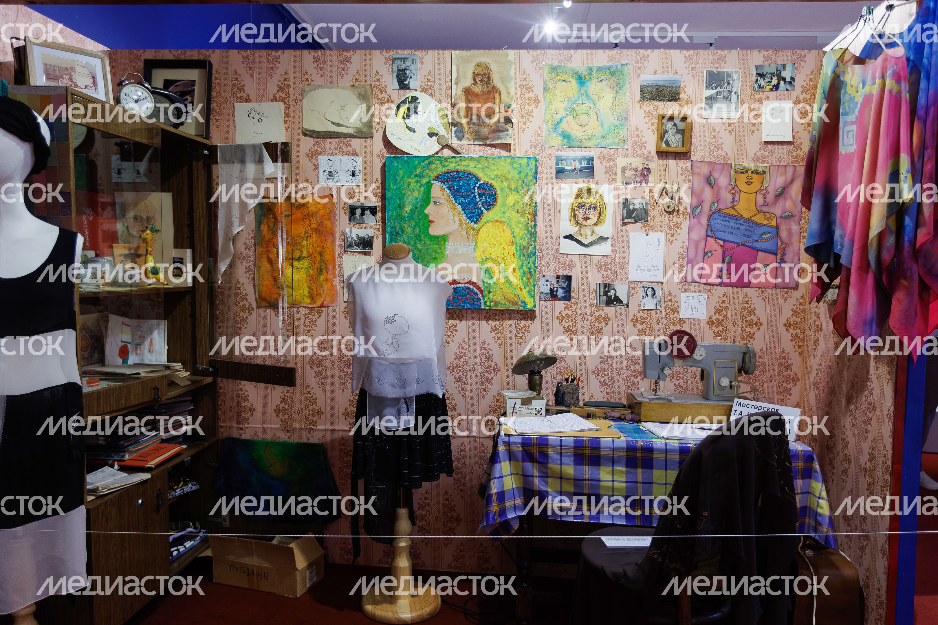 Выставка «Мода эпохи перемен. Авторский стиль Татьяны Шевергиной» в историко-художественном музее-заповеднике Выставка «Мода эпохи перемен. Авторский стиль Татьяны Шевергиной» в историко-художественном музее-заповеднике