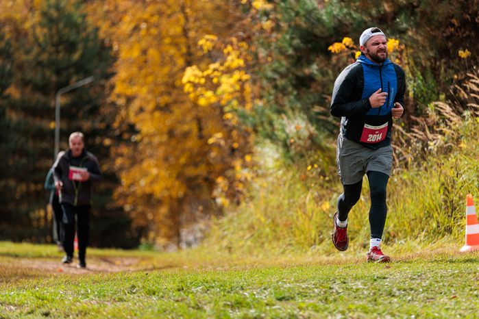 Забег Hero League Trail на 1, 5 и 10 км по пересеченной местности в Красногорске