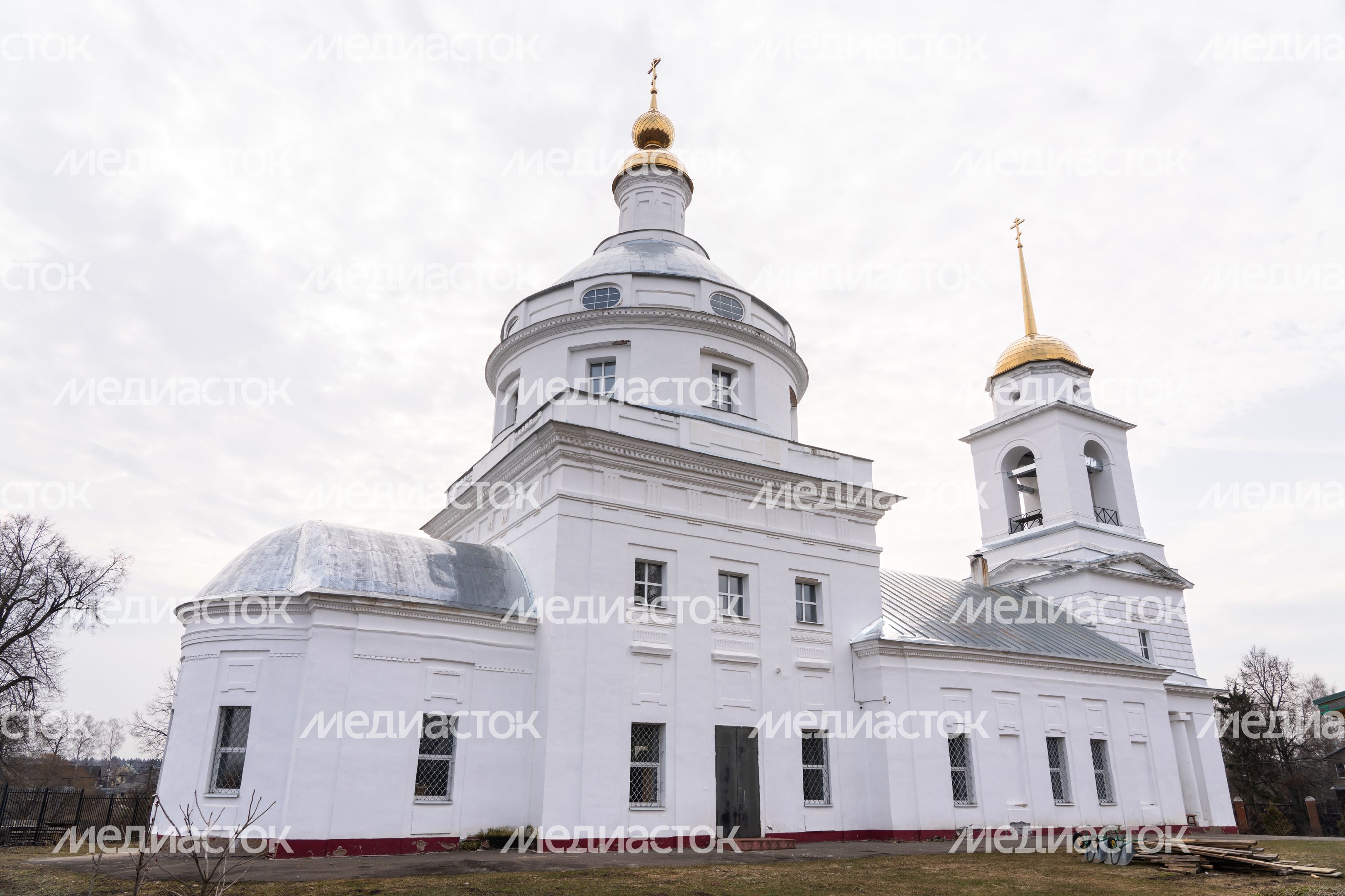 Мемориал погибшим землякам в период Великой Отечественной войны в селе Белая Колпь округа Шаховская Мемориал погибшим землякам в период Великой Отечественной войны в селе Белая Колпь округа Шаховская