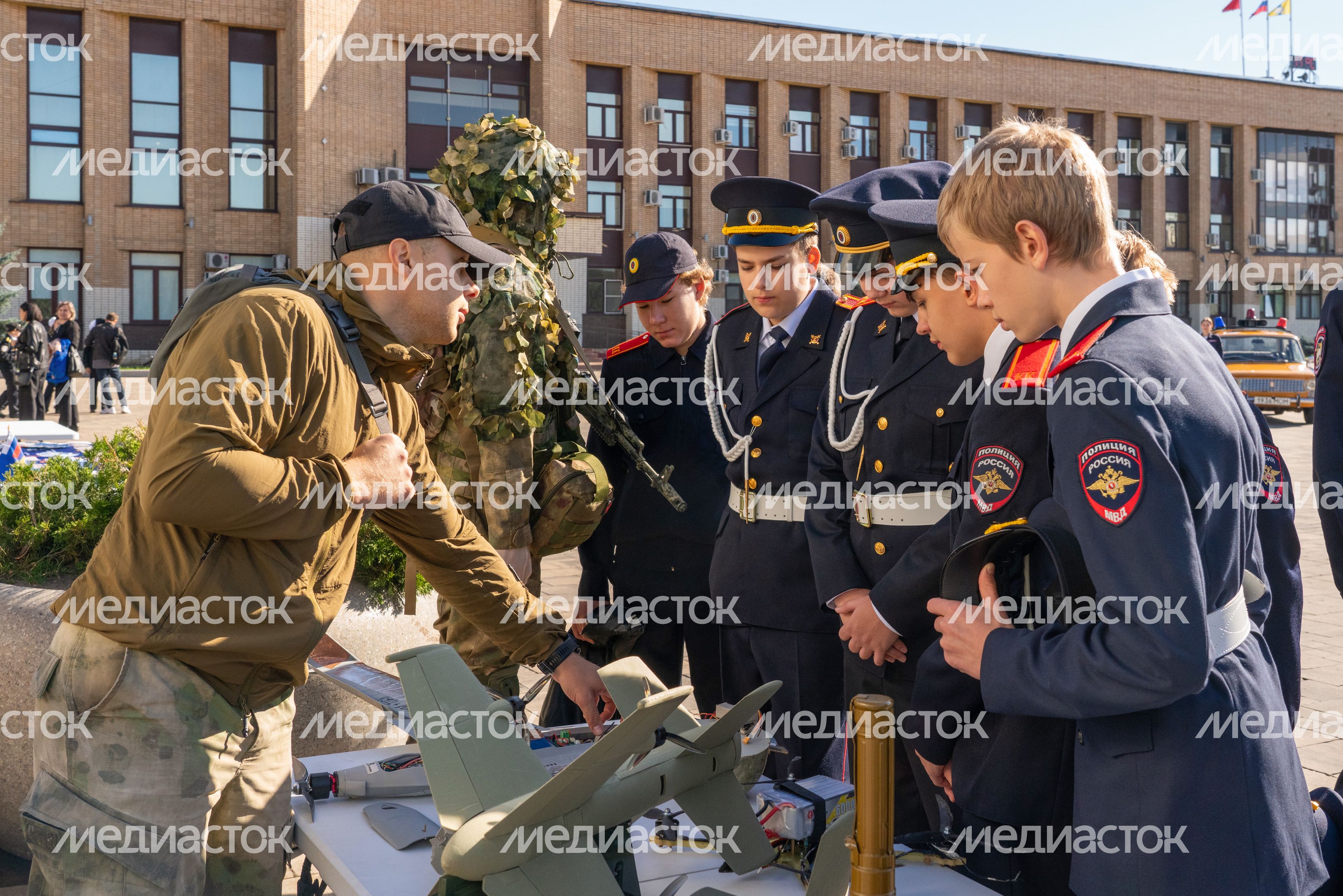 Профориентация для молодежи на мероприятии «Один день с полицией Домодедово» Профориентация для молодежи на мероприятии «Один день с полицией Домодедово»