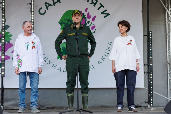 Кирилл Григорьев с командой принял участие во Всероссийской акции «Сад памяти»