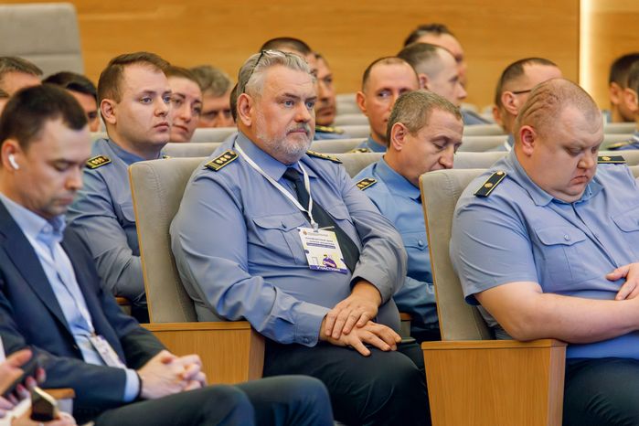 Стратегическая сессия «Комфортный дом — современные решения» Минчистоты Московской области в Красногорске