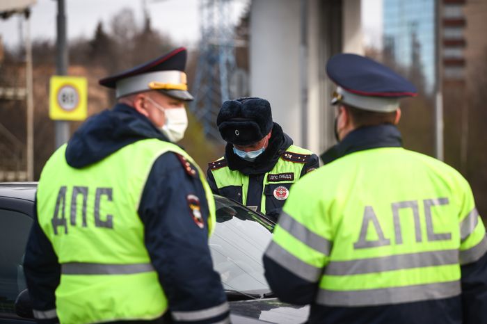 Проверка пропусков на въезде в Москву в период самоизоляции