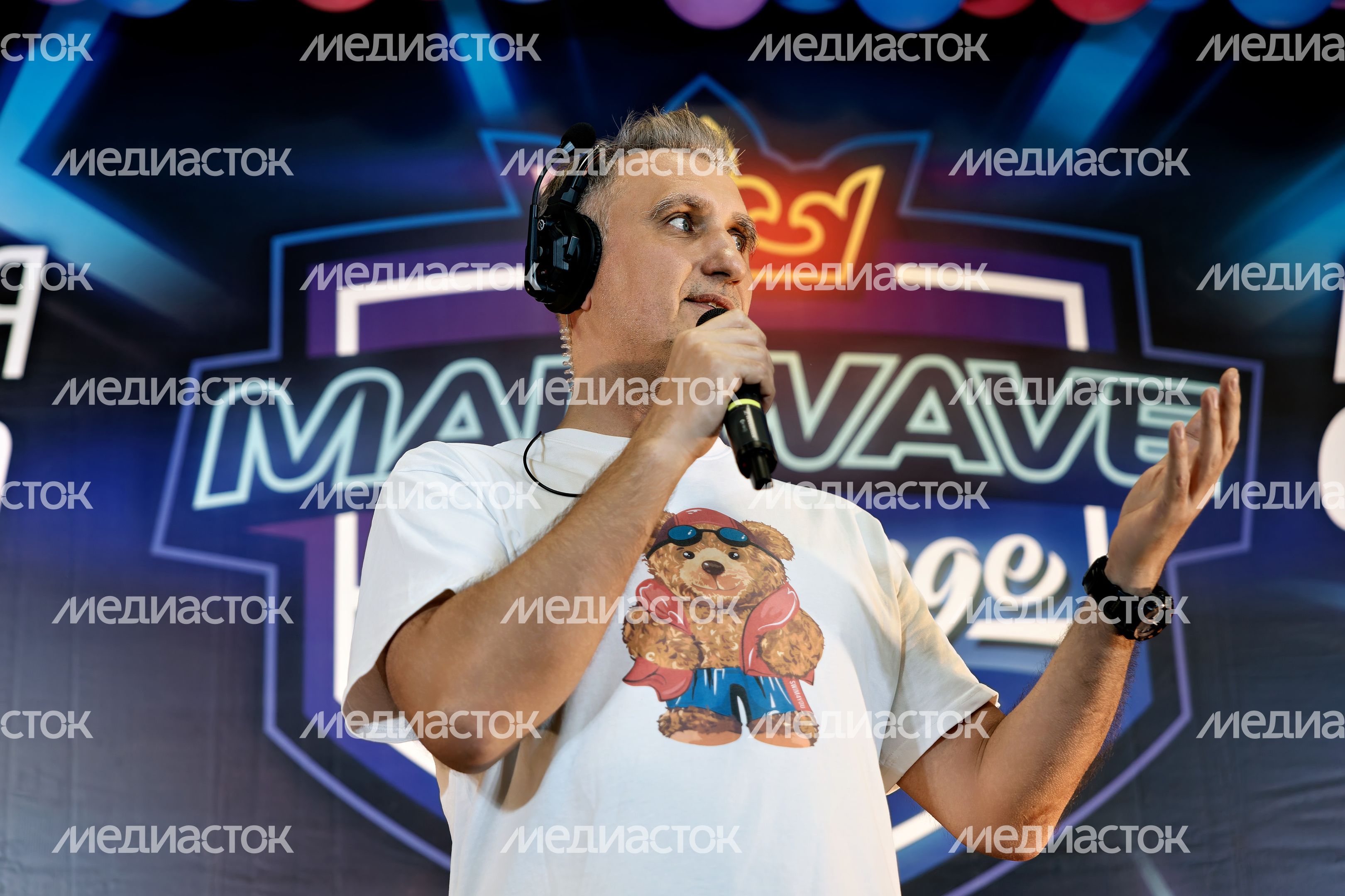 Награждение победителей Всероссийских соревнований по плаванию Mad Wave Challenge 2025 в Рузе Награждение победителей Всероссийских соревнований по плаванию Mad Wave Challenge 2025 в Рузе