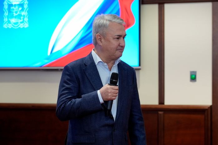 Рахим Азимов вручил ключи от автомобилей ветеранам СВО и семьям погибших героев