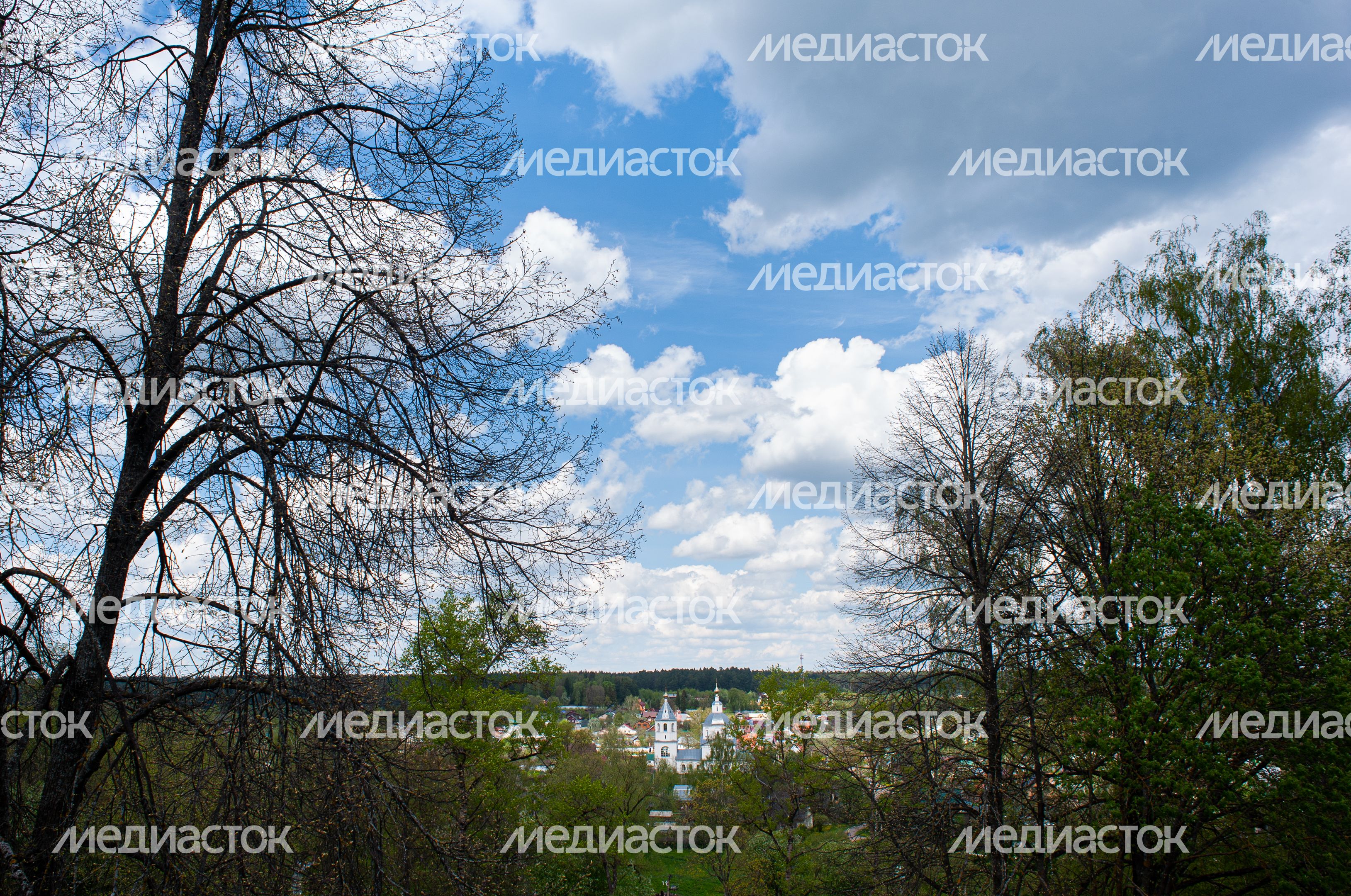 Весенние виды города Верея
