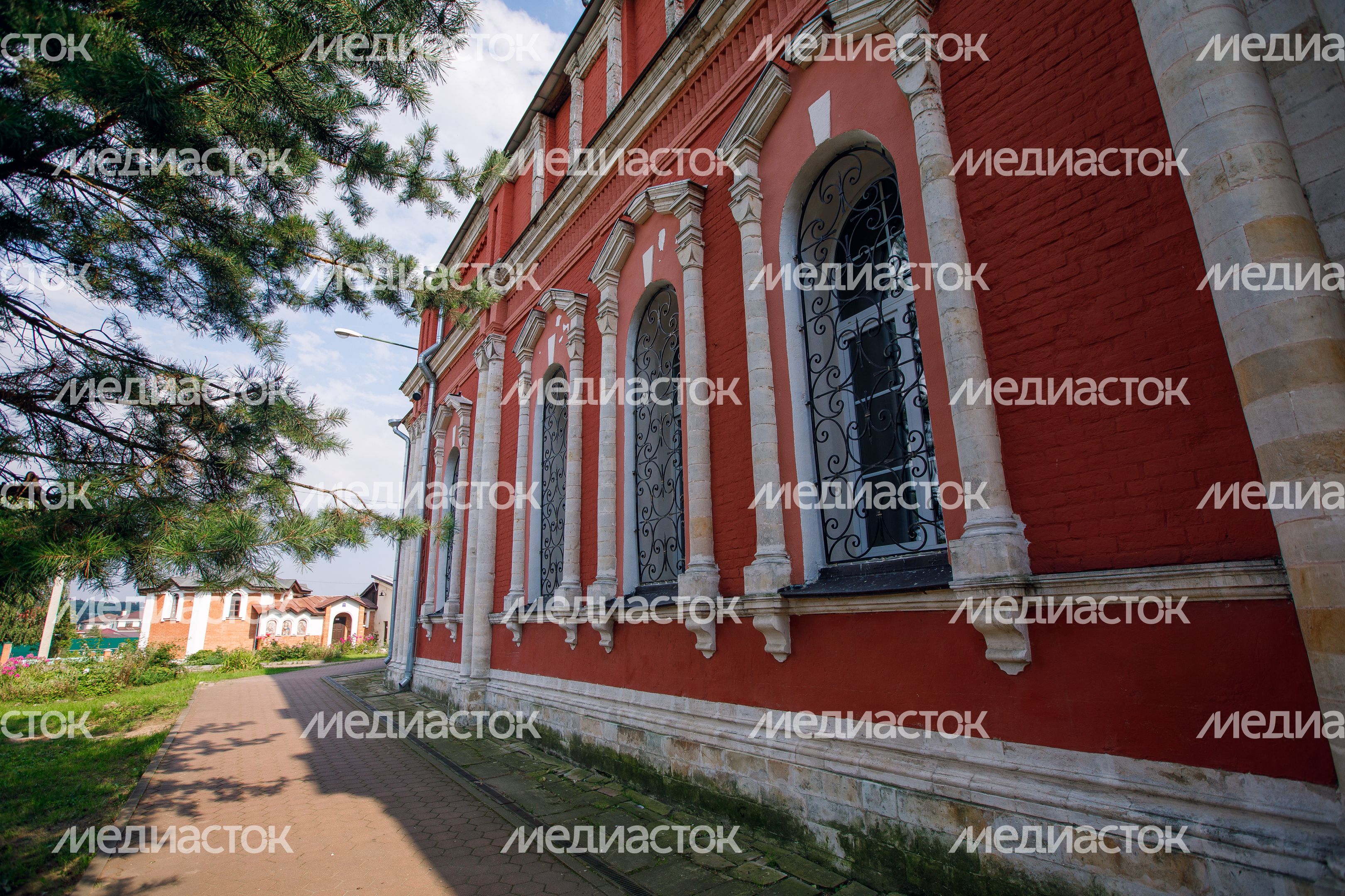 Домодедово. Церковь Флора и Лавра в Яме Домодедово. Церковь Флора и Лавра в Яме