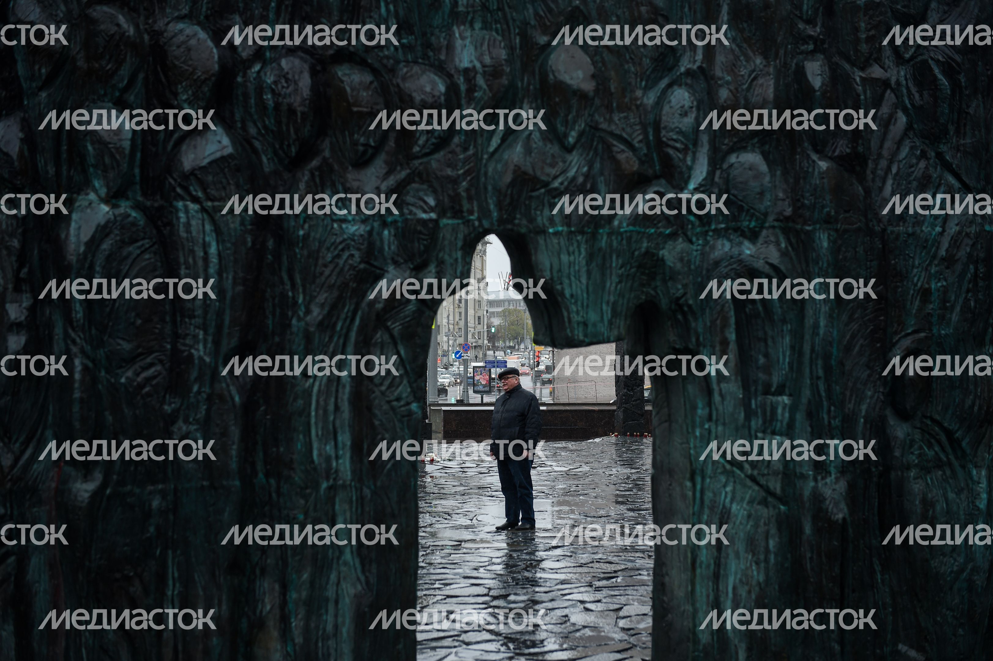 Мемориал Стена скорби в Москве