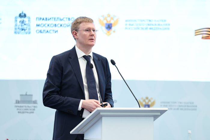 Алексей Москалев на пленарной сессии форума "Россия и мир: тренды здорового долголетия"