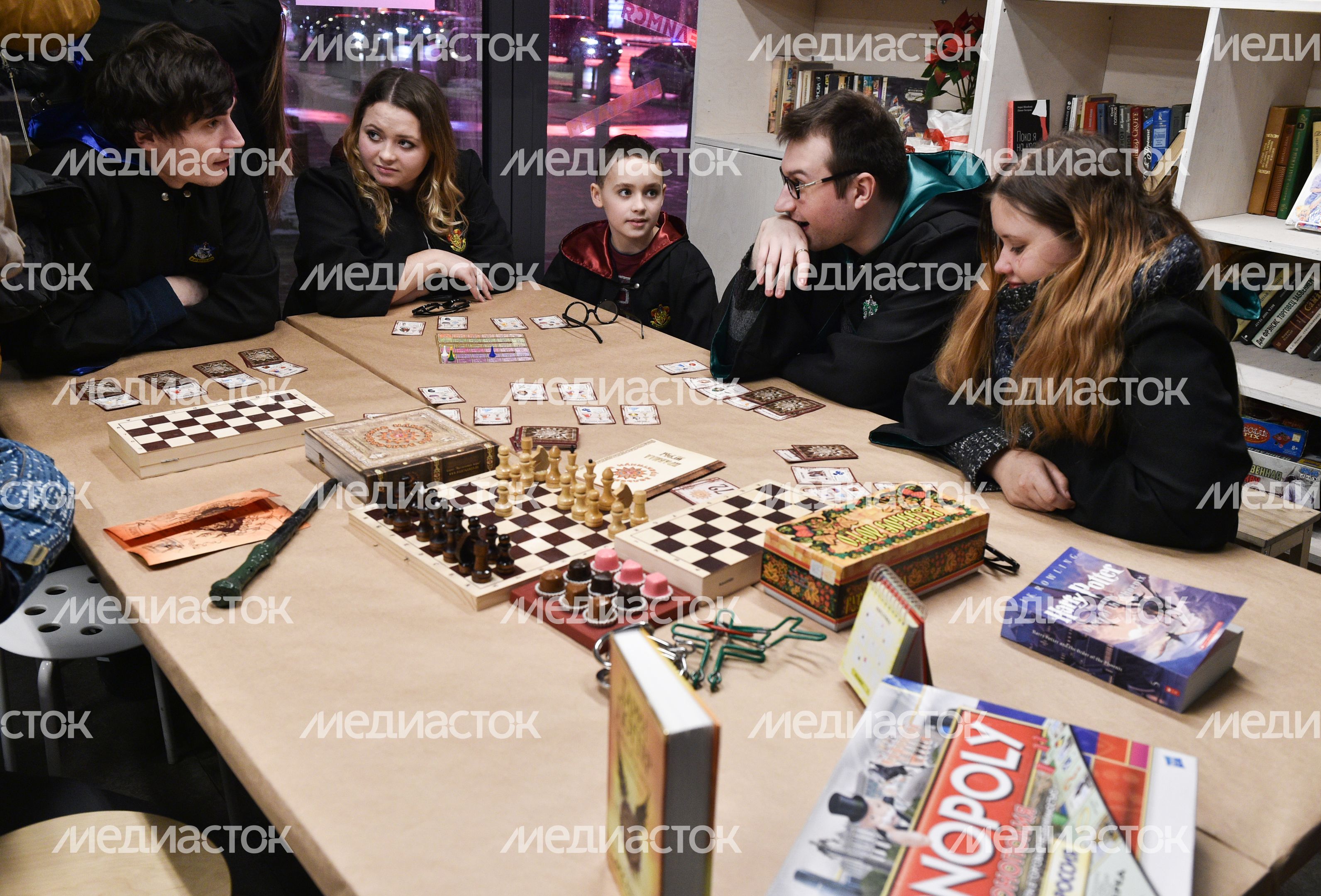 Выход новой книги "Гарри Поттер и проклятое дитя"