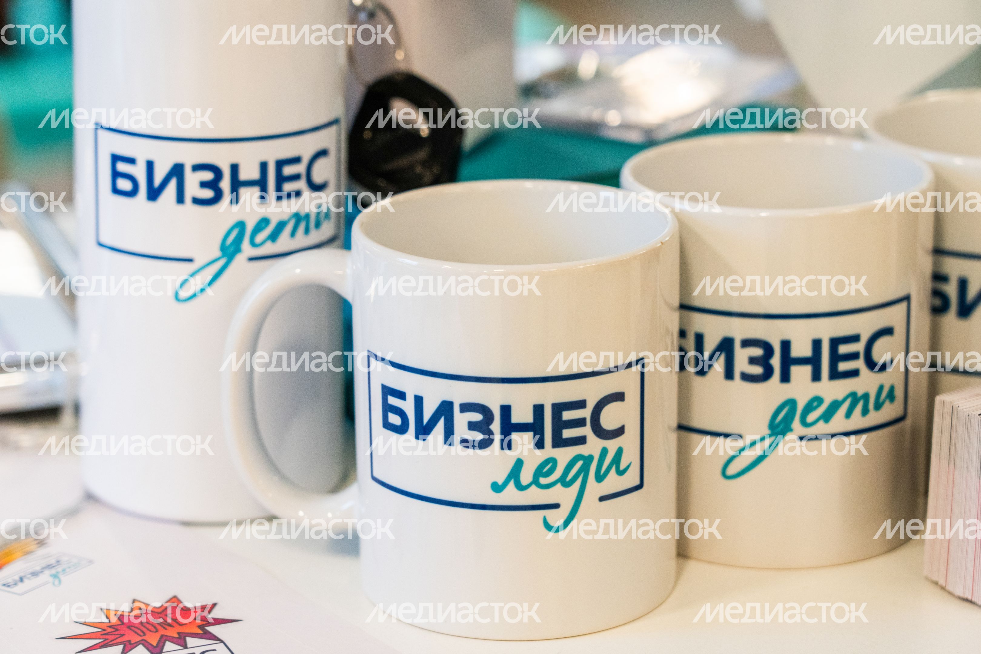 Новогодняя выставка-ярмарка "Мой бизнес. Елка 100% Подмосковье"