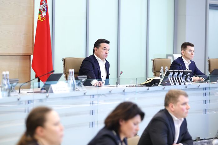 Еженедельное совещание губернатора с областным правительством
