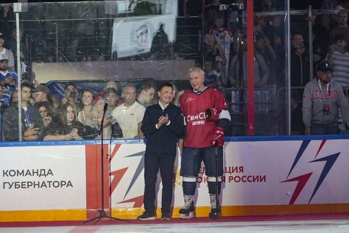 Андрей Воробьев сделал символическое вбрасывание на Кубке Овечкина
