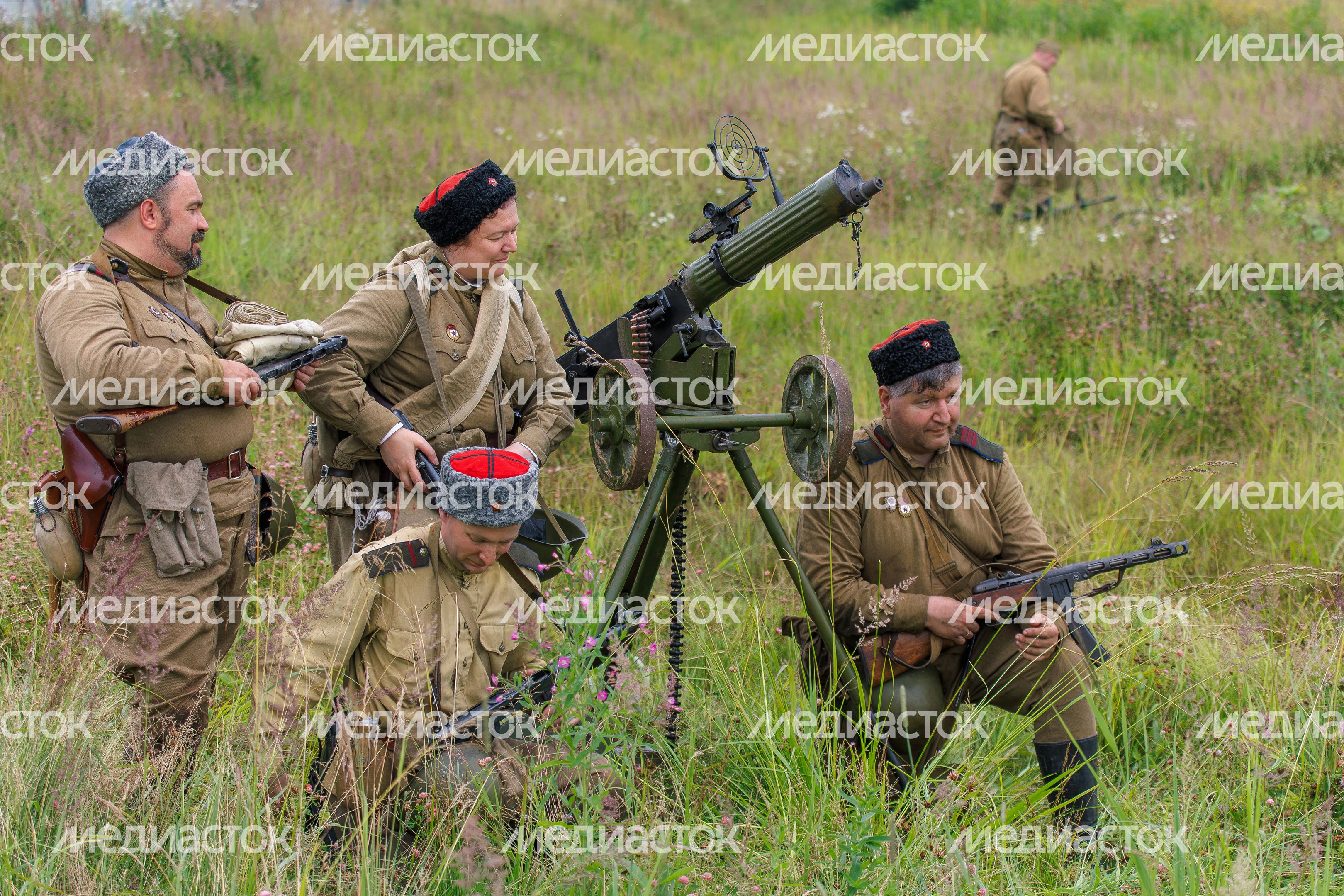 Эпизод Курской битвы под Прохоровкой на военно-исторической реконструкции в Центральном парке «Патриот»
