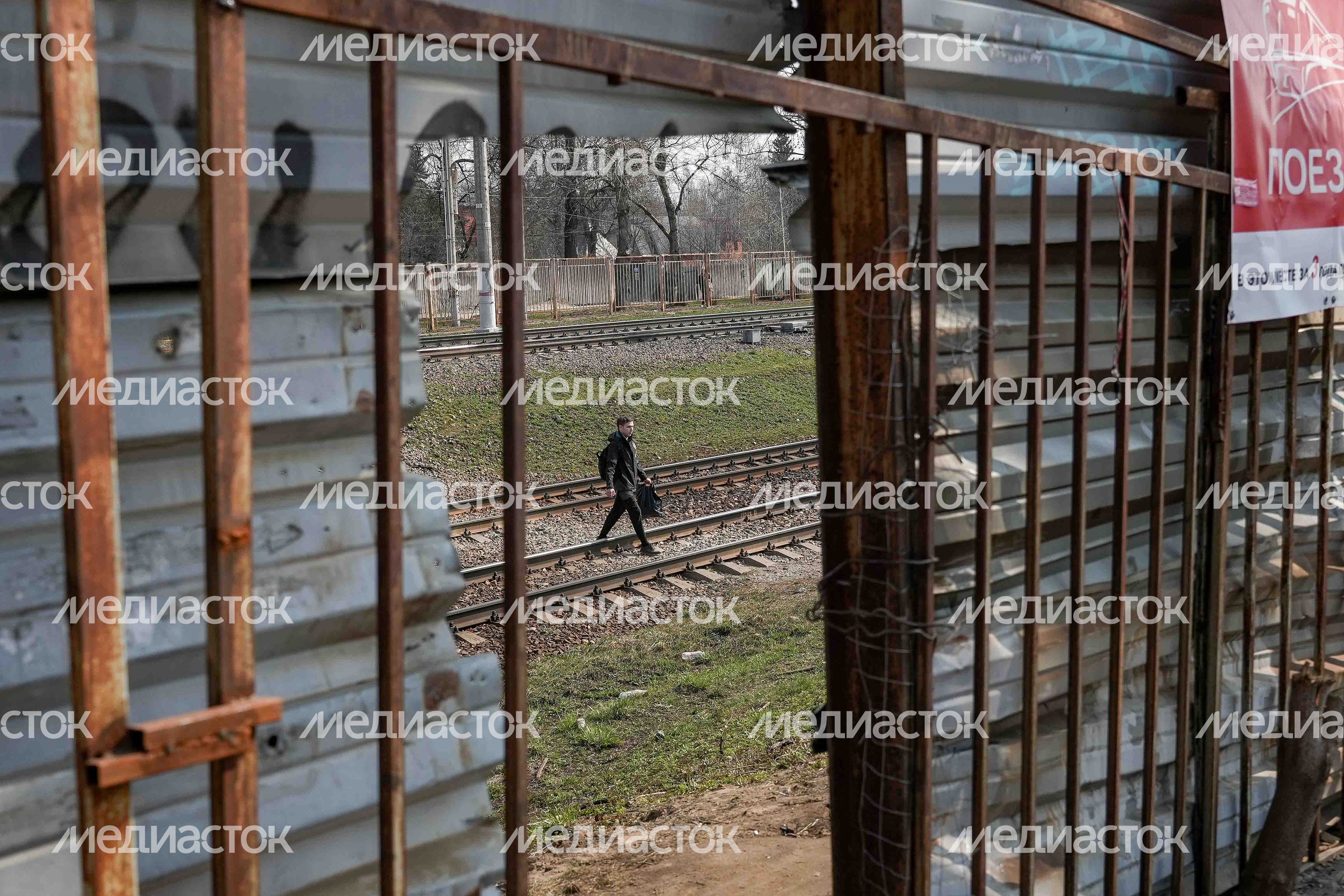 Проверка строительства пешеходного перехода в Люберцах Губернатором Подмосковья