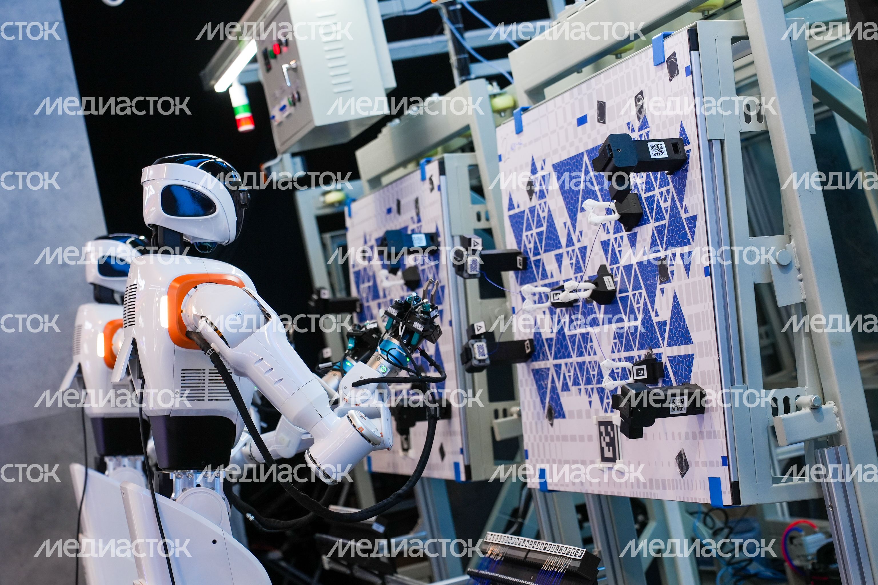 Всемирная конференция по искусственному интеллекту в Шанхае